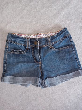 Short en jeans TAO 3 ans TBE