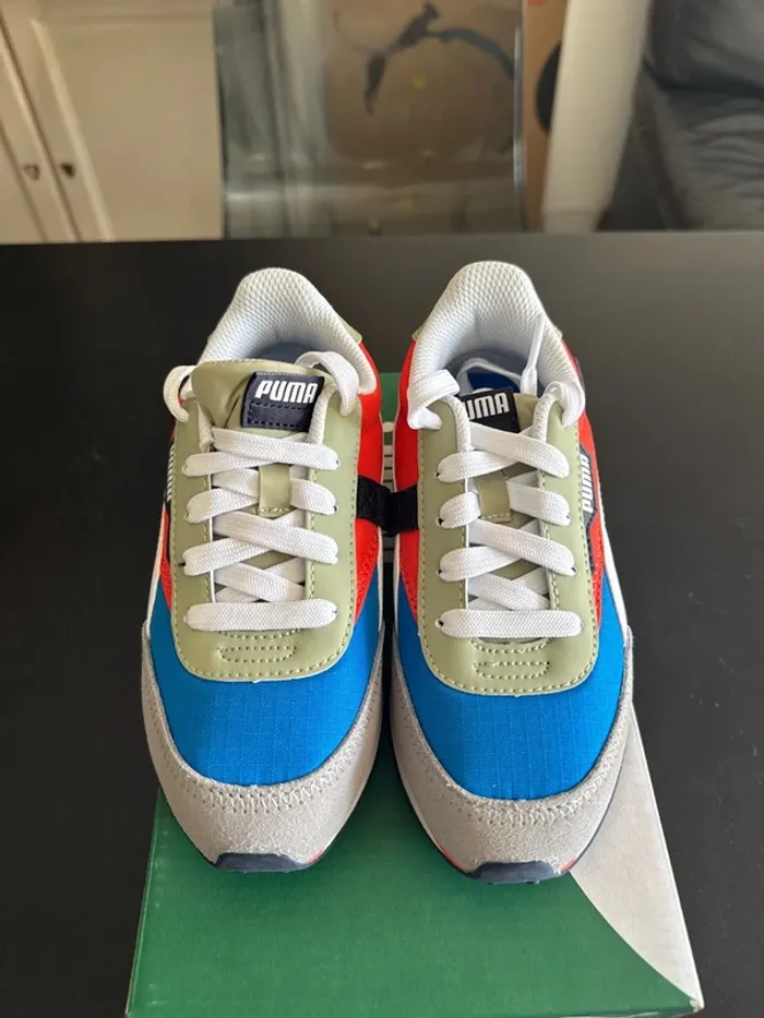 Baskets Puma enfant multicolores – neuves, pointure 32 - photo numéro 5