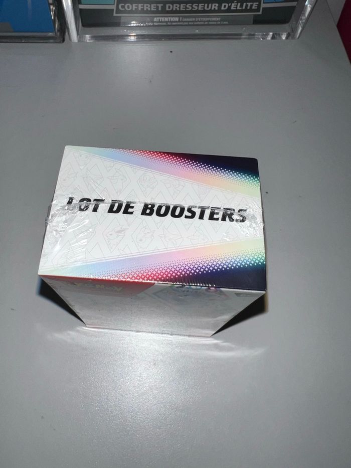 Bundle Pokémon 8.5 évolutions prismatiques - photo numéro 6