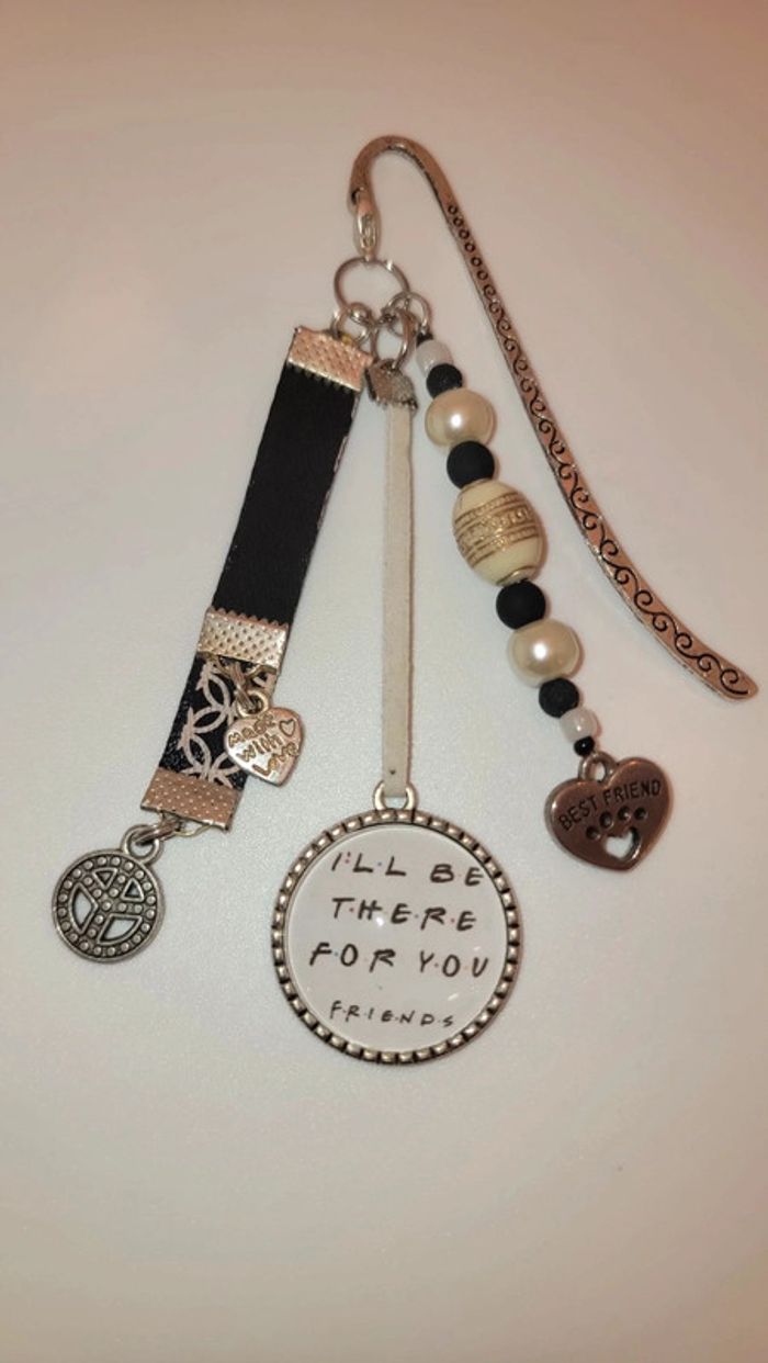 Cadeau ami, bijoux de sac ou marque page " i'll be there for you . Friends"