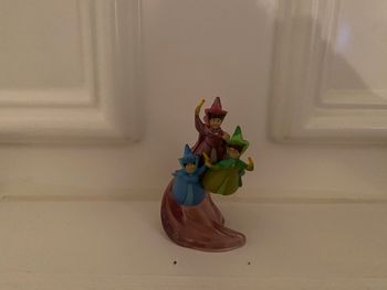 Figurine fée aurore la belle au bois dormant disney