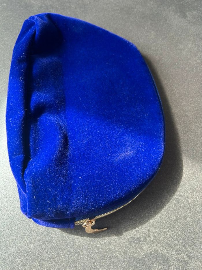 Pochettes en velours neuve Yves rocher - photo numéro 5