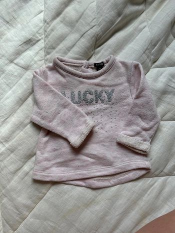 Pull Lucky kiabi 3 mois
