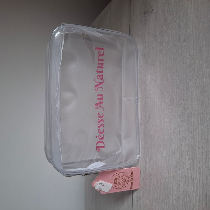 Trousse de toilette transparente avec inscription fuchsia pailletée - NEUF - Déesse au Naturel