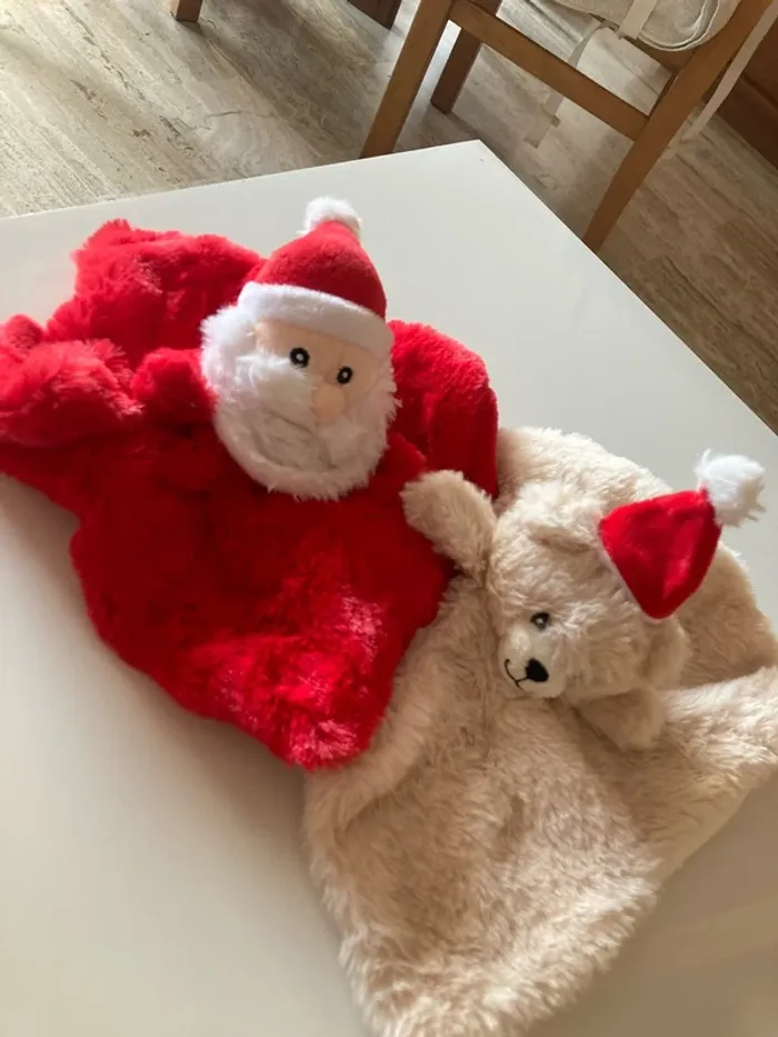 2 Peluches de Noël.