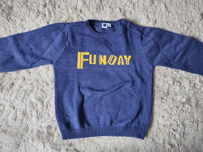 Pull Z generation taille 4 ans