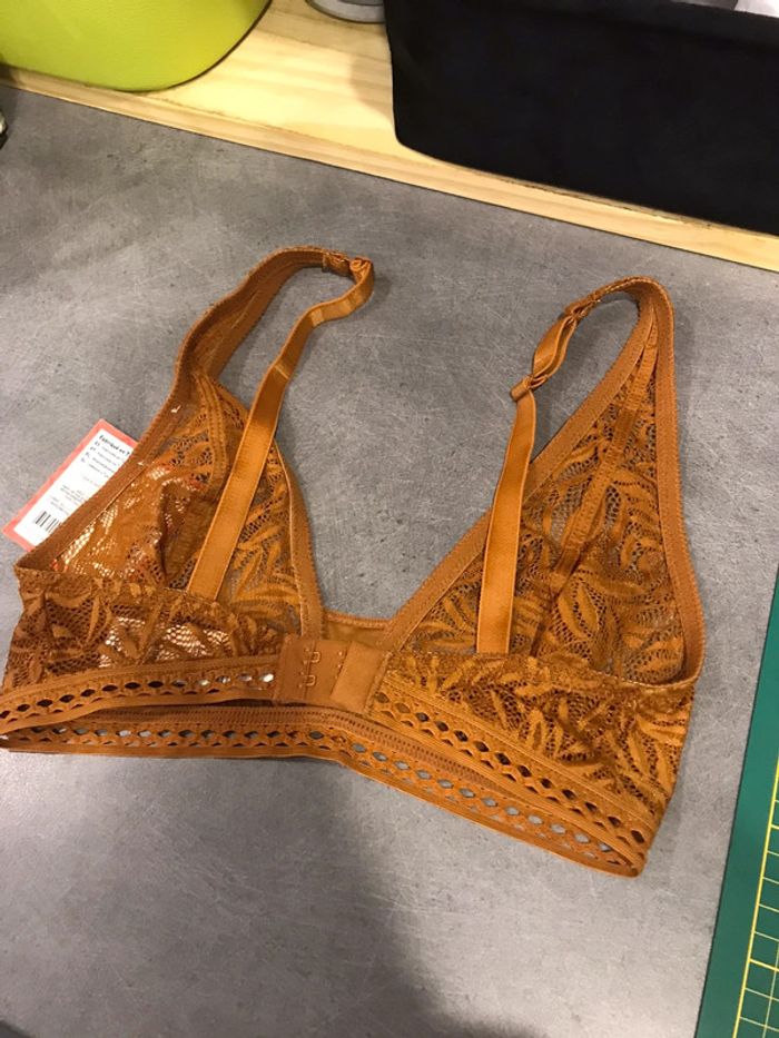 Soutien gorge bandeau - photo numéro 3