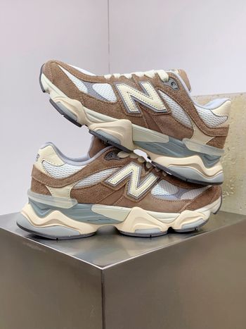 En stock : New Balance 9060 (kaki) - Photos réelles 39.5