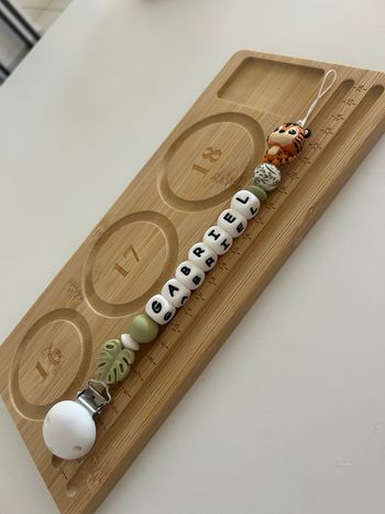 Attache tétine personnalisée 