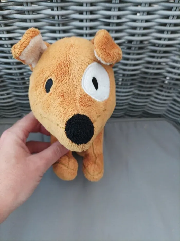 Adorable peluche chien neuve
