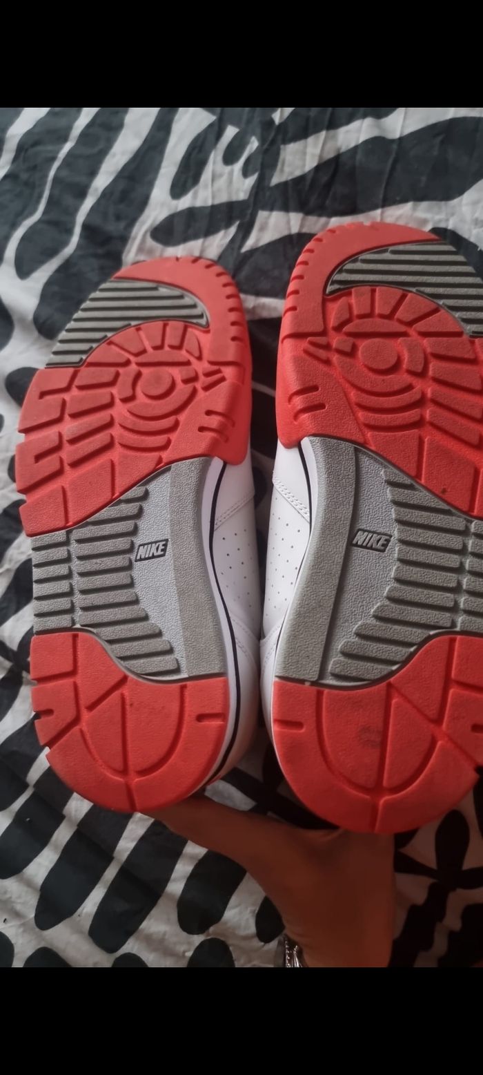 Basket nike modèle CROSS TRAINER taille 41 - photo numéro 4