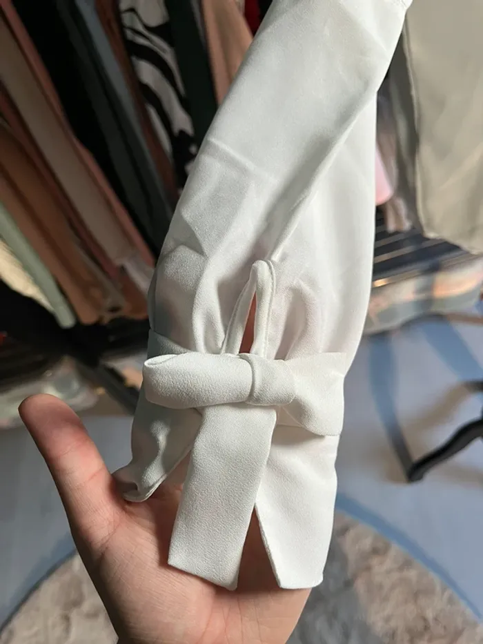 Blouse blanche - photo numéro 3