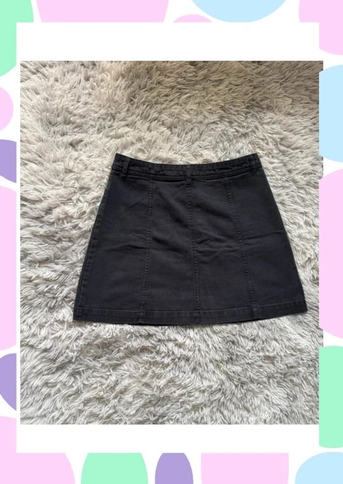 Jupe noire boutonnée H&M – Taille 40 - photo numéro 2