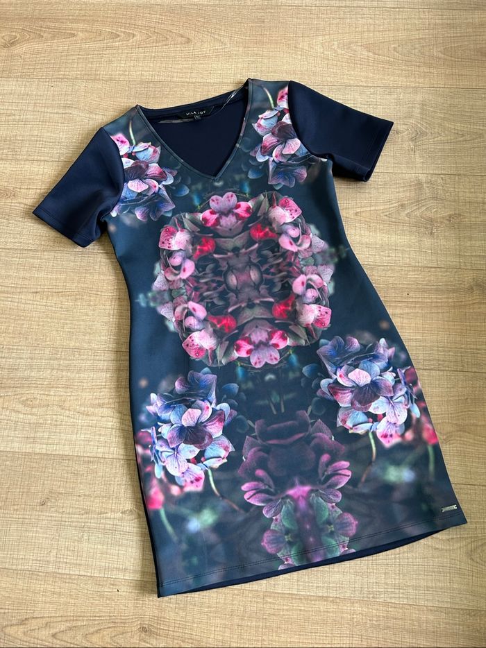 Robe marine et imprimée à manches courtes Vila Joy taille L TBE - photo numéro 7