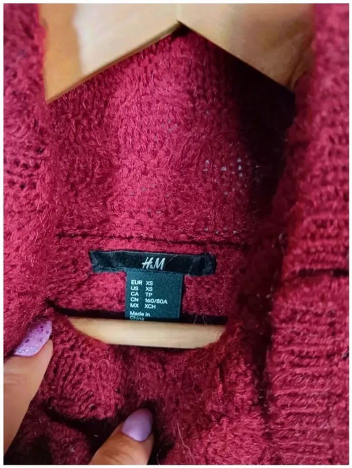 C20 pull bordeaux H&M XS - photo numéro 3
