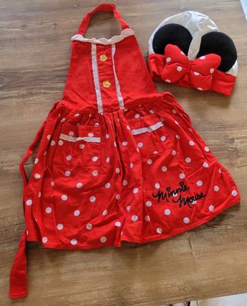 Tablier de cuisine  et toque Minnie