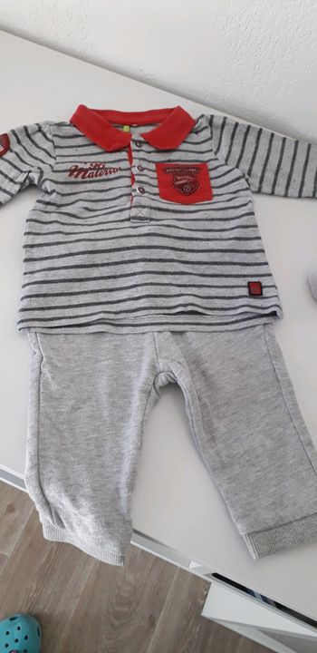 Ensemble 2 pièces 
6 mois