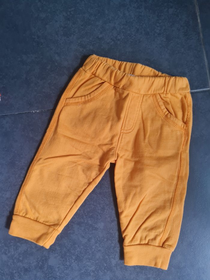 Pantalons 9 mois - photo numéro 3