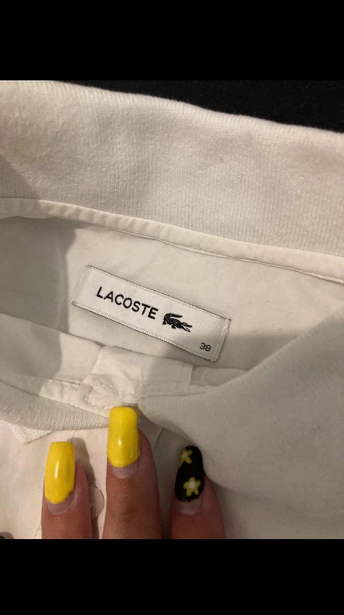 Polo Lacoste matière chemise blanche taille 38🐊 - photo numéro 2