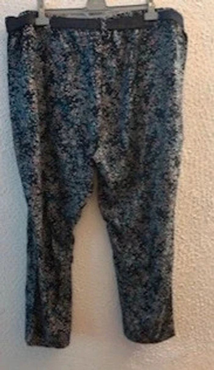 Pantalon crêpe fluide T50/52 - photo numéro 7