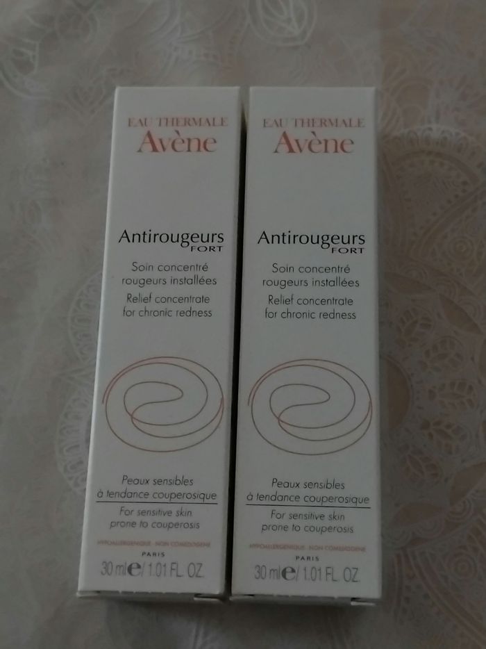 Avène antirougeur fort soin concentré rougeurs installé peaux sensibles