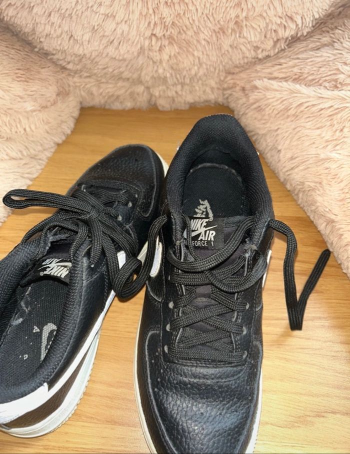 Nike Air Force 1 noires et blanches femme - photo numéro 5