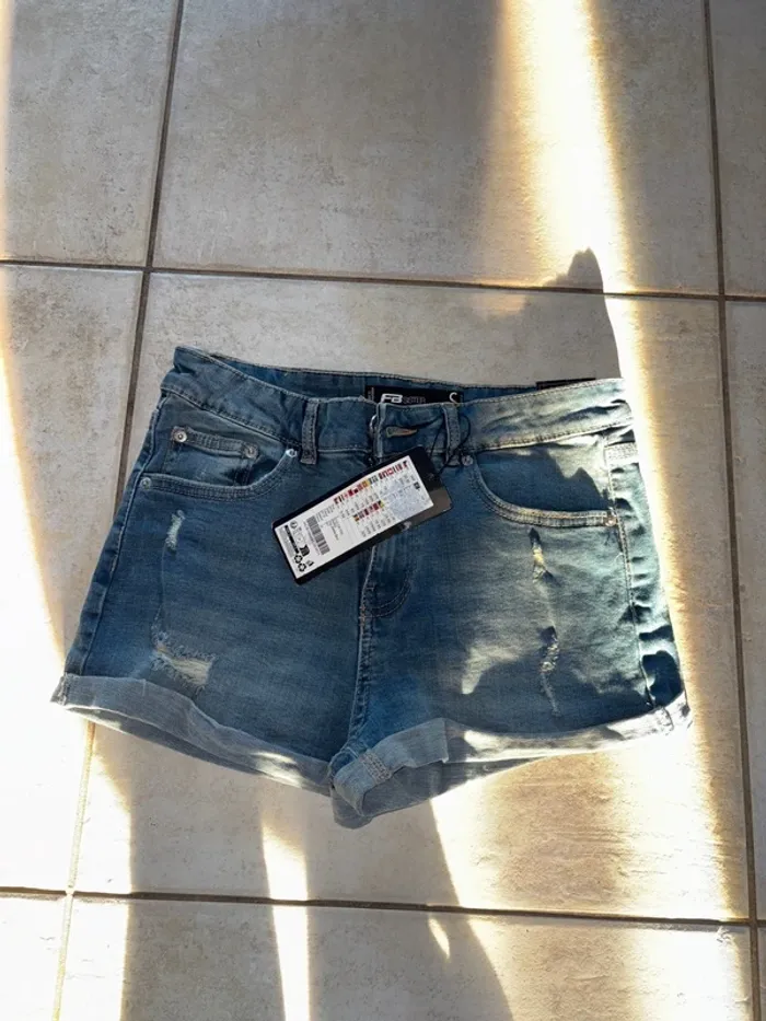 Short femme