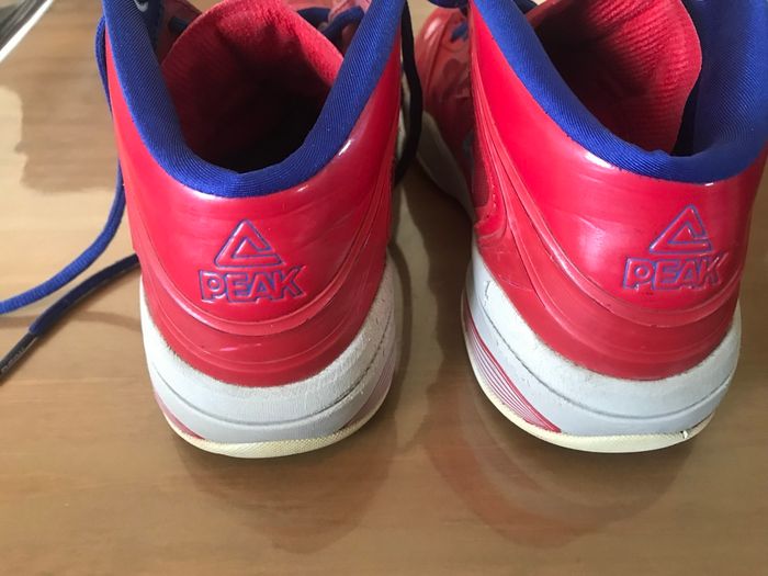 Basket rouge PEAK Tony Parker Pointure 38 - photo numéro 4
