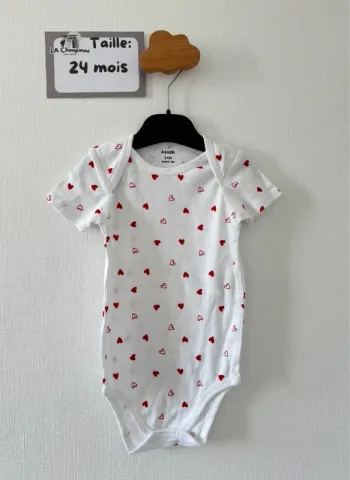 Body manches courtes - taille 24 mois 🌸