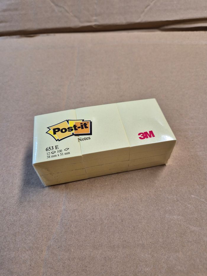 Mini Post-it 653-E.