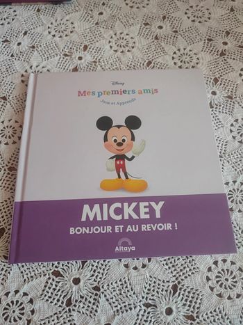Livre mes premiers amis