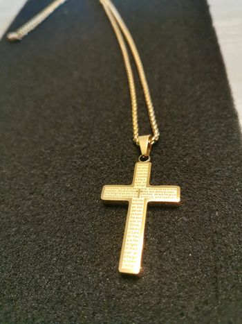 Collier et pendentif spirituel croix chrétienne