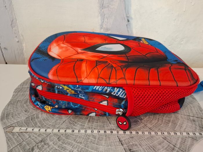 Cartable, trousse et pochette Spider-Man - photo numéro 7