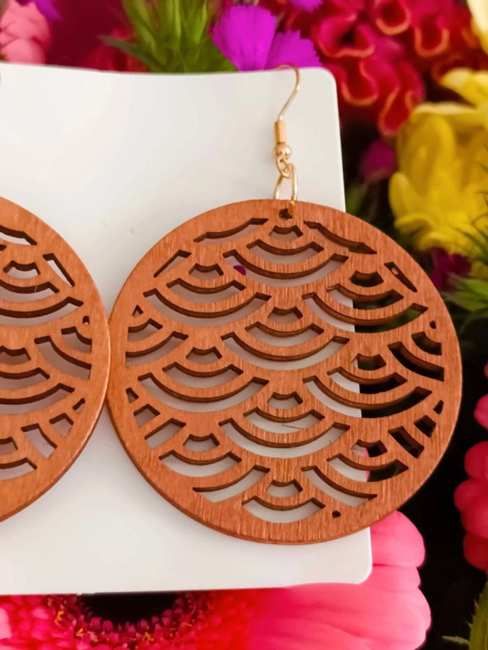Boucles d'oreilles rondes bois - photo numéro 2