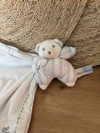 Neuf doudou ours gris rayé blanc mouchoir tartine et chocolat