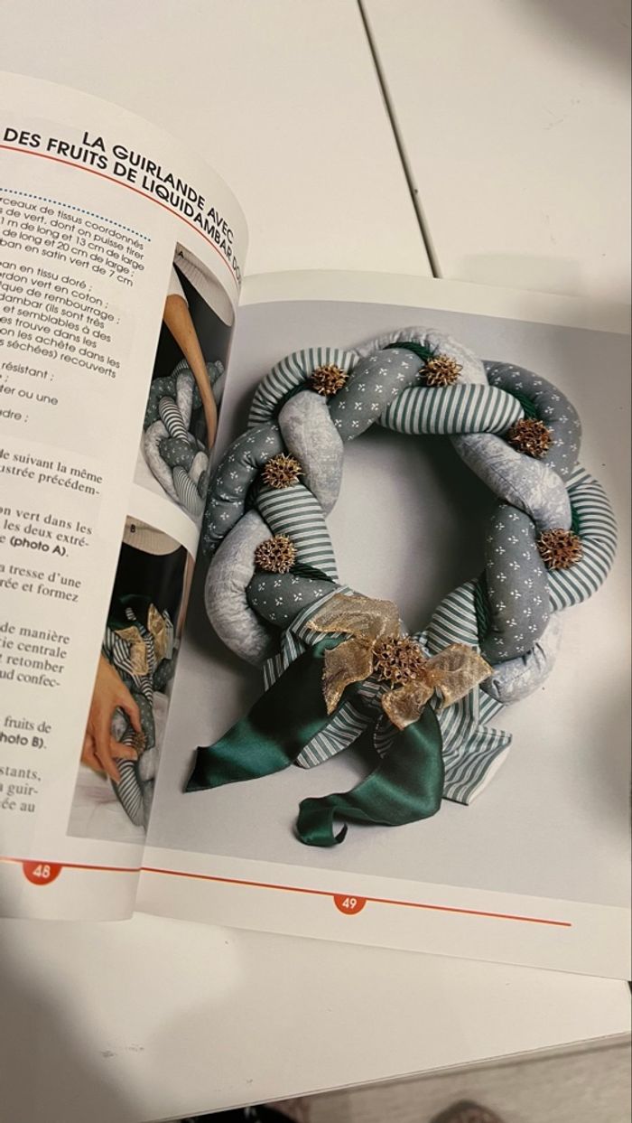 Livre sur les décorations de Noël - photo numéro 3