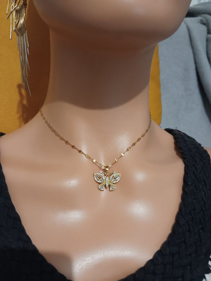 Collier en papillon - photo numéro 6