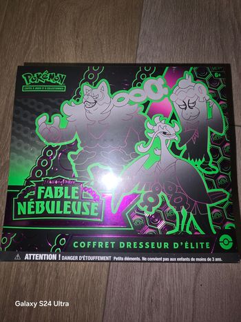 Pokemon etb coffret dresseur d'élite fable nébuleuse défaut de scellage 