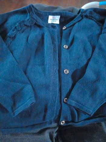 Gilet tao taille 2ans 86cm tape à l'oeil