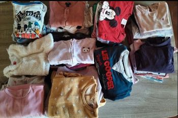 Lots de vêtements bébé filles
