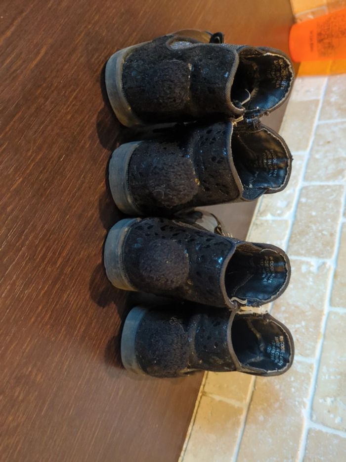 Deux paires bottines - photo numéro 3