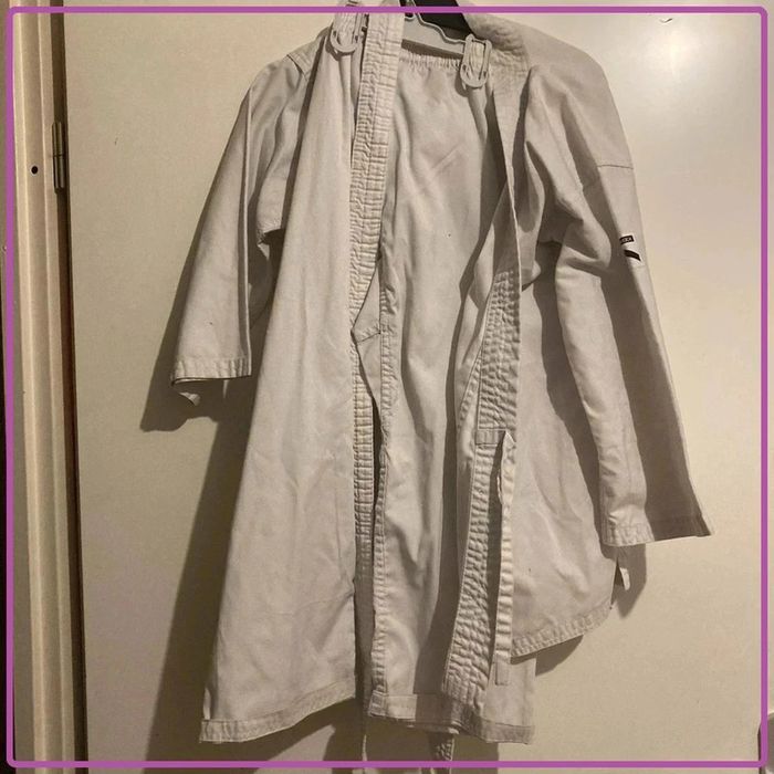 Kimono karate 130 cm avec pantalon ceinture
