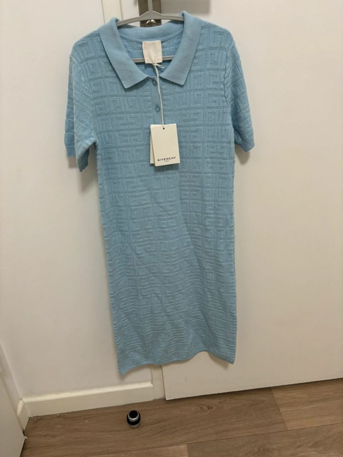 Robe pour fille 8 ans Givenchy 295€