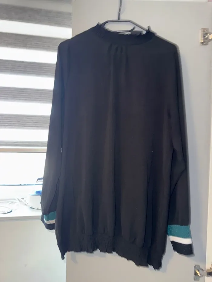 Blouse taille L bonne etat