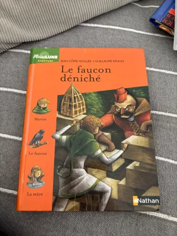 Livre le faucon déniché