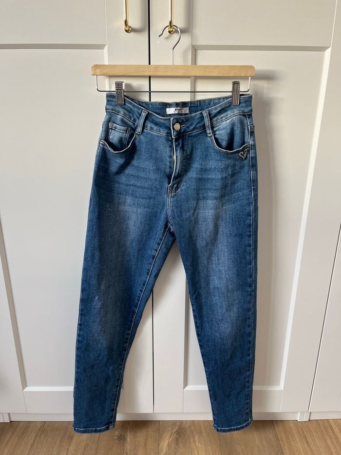 Jean droit bleu