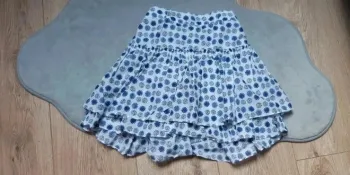 Jupe okaidi blanc/bleue 8 ans neuve jamais portée