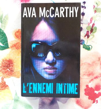 L'ennemi intime de Ava McCarthy Ed. France Loisirs