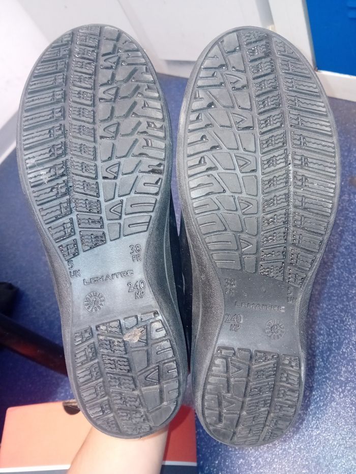 Chaussures de sécurité t.38 - photo numéro 2