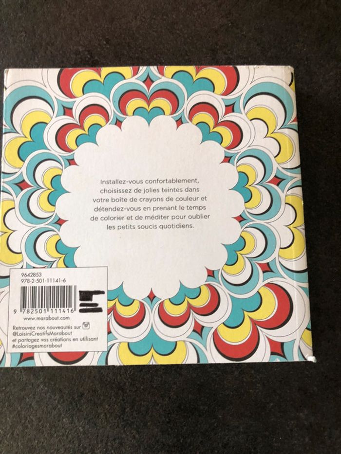 Petit livre à colorier et pensées à méditer Illusion d’optique Neuf - photo numéro 2